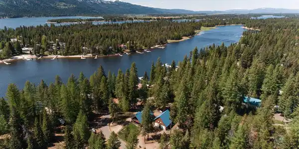 Image 2: Close To Lake Cascade