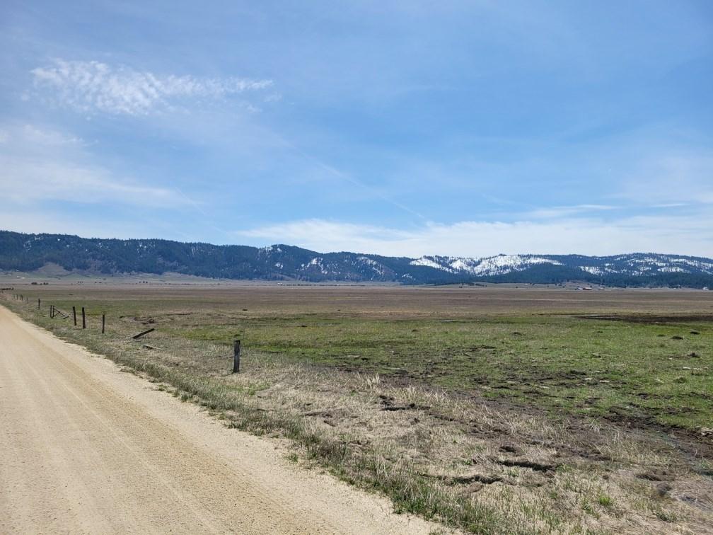 Image 4: Year round county maintained road
