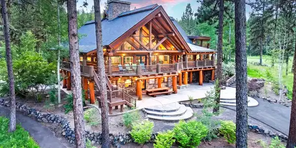 2732 Casper Court