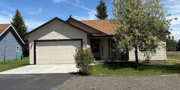 54 Charters Drive