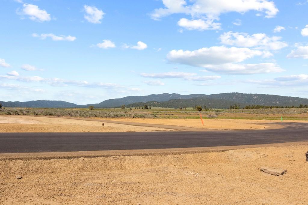 Image 4: Paved Road Access