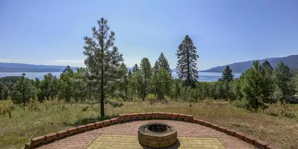 1504 Bear Rock Trail