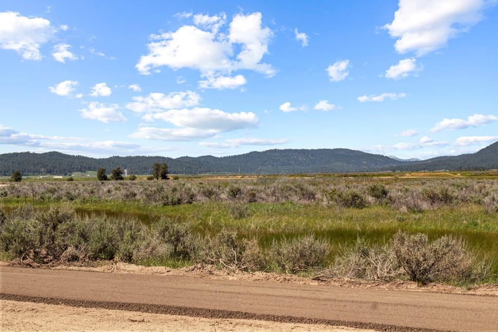 Image 4: Views Looking Towards East Mountain