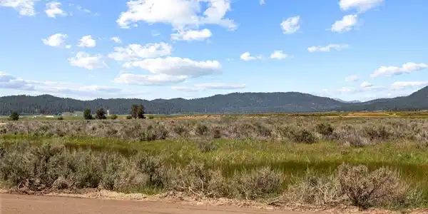 Image 4: Views Looking Towards East Mountain