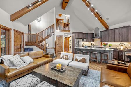 12 Haystack Court