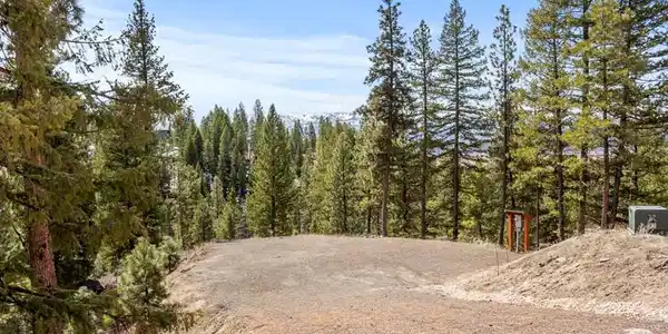 Image 2: Beautiful Views & Pad Site Already In