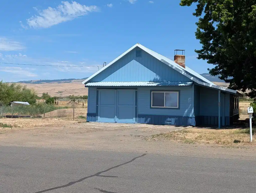 Image 1: Main View
