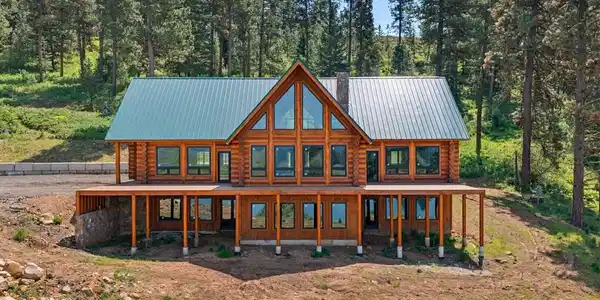 Image 3: Back of Home