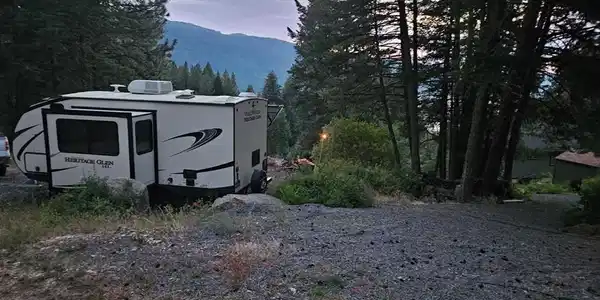 Image 2: Mountain Get Away (Trailer Not Included)
