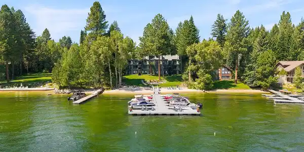 1552 Warren Wagon Road