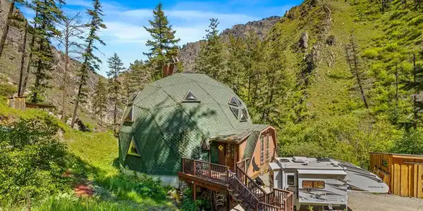 360 Lake Creek Road