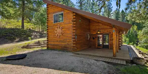 461 Hilltop Road