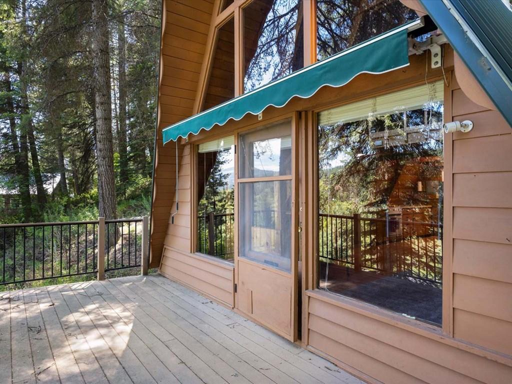 Image 3: Enjoy the Trex Deck With Friends & Family