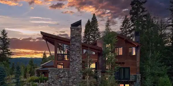 16 Steelhead Court