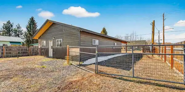 300 S Heigho Avenue
