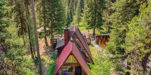 73 Silver Fox Trail
