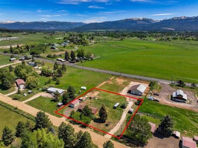 13978 A Rustic Road