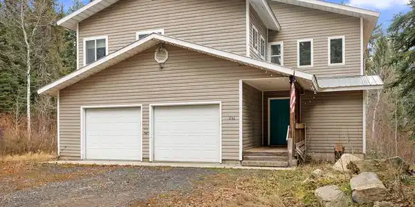1782 Gladys Lane