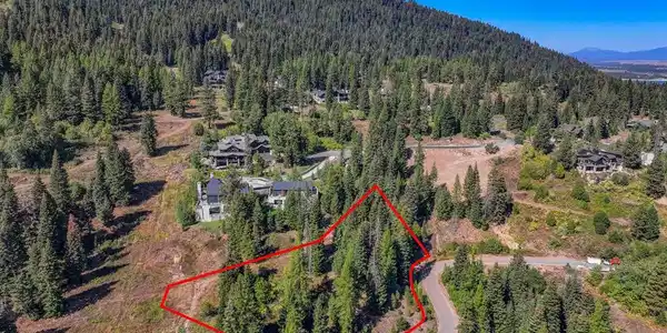 106 Veil Cave Court