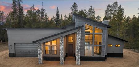 18 Grand Fir Drive