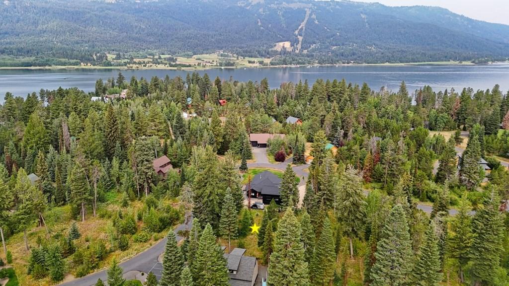 Image 2: Year Round Fun