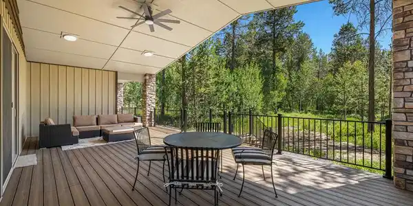 Image 4: The massive back deck.