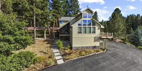 1610 Pine Lakes Ranch Drive
