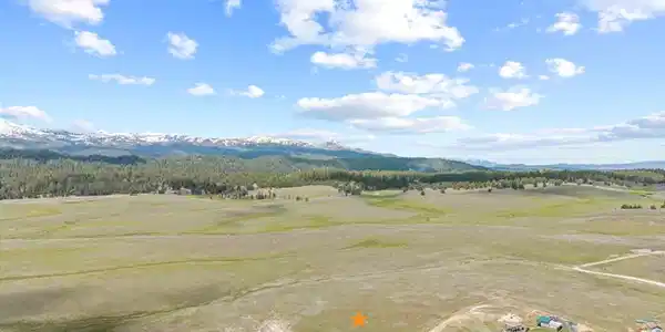 Image 2: 2.7 Acres