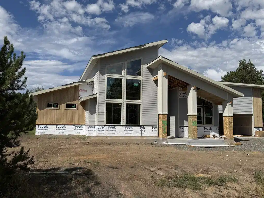 Image 1: Main View