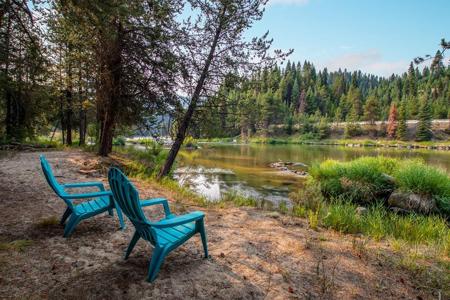 230 Upper Murray Creek Road