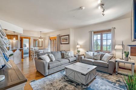 75 Arling Center Court