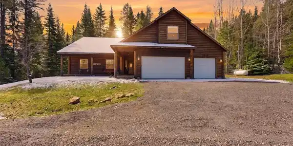 2538 W Mountain Road