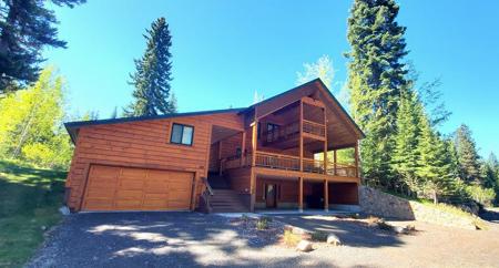 1022 Fireweed Drive