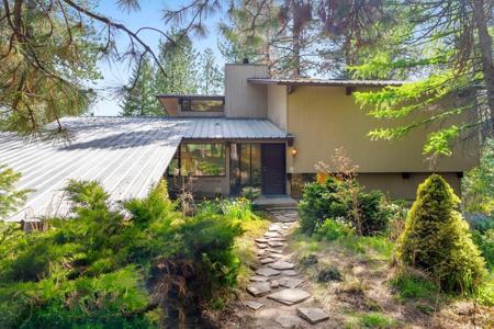 136 Silver Fox Trail
