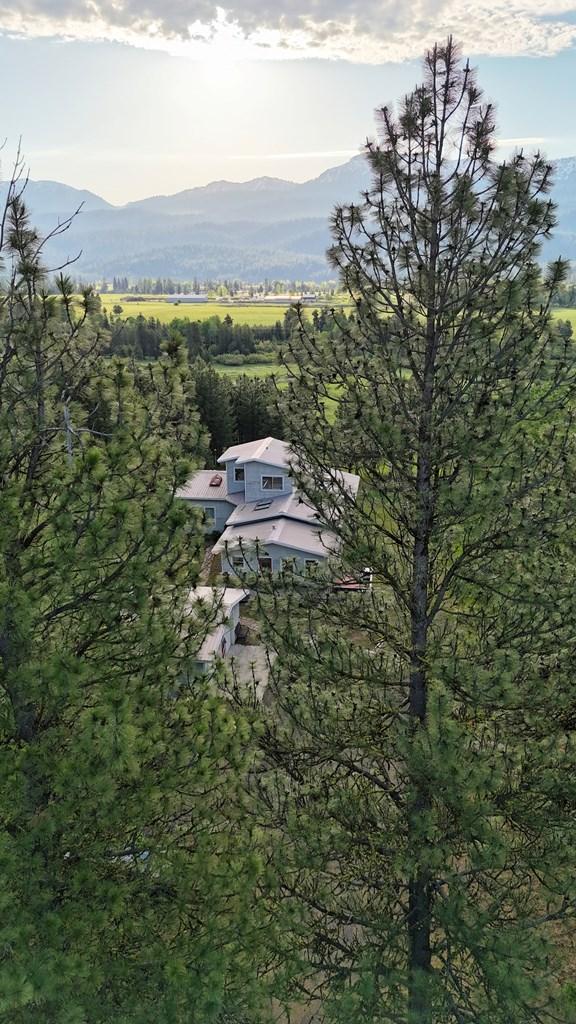 Image 3: secluded yet accessible