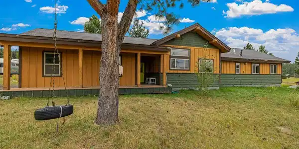 3841 Vista Lane