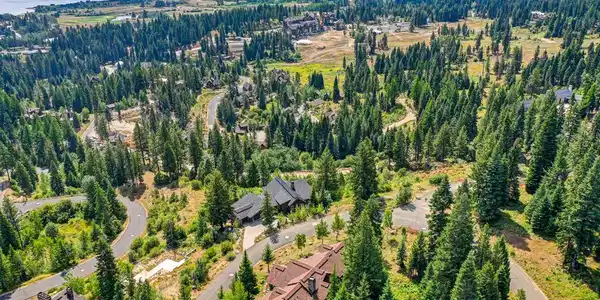 564 Whitewater Drive