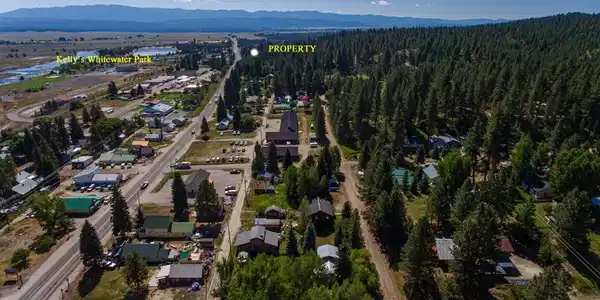 Image 3: Near All Cascade Amenities