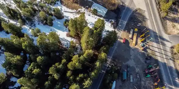 Image 4: Investors Dream Lot