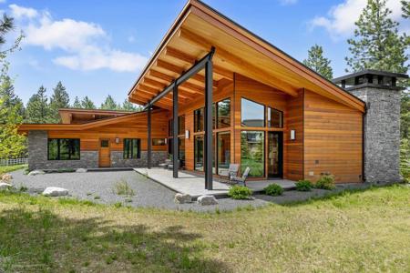 306 Whitetail Drive