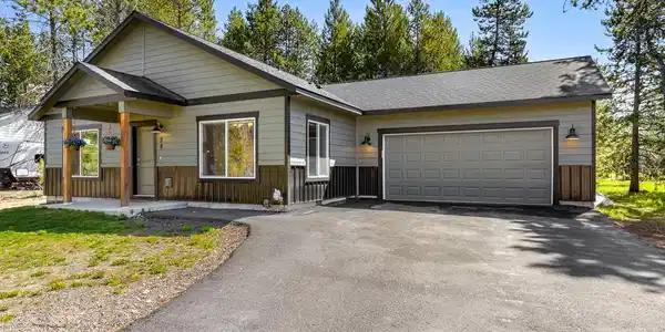 28 White Fir Loop