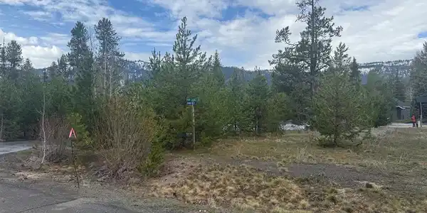 10 Spring Water Court