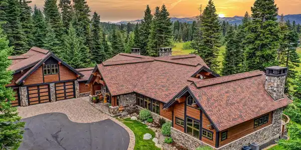 4605 Williams Creek Loop