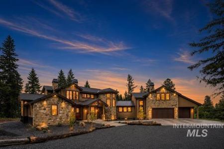 1084 Blackhawk Lake Drive