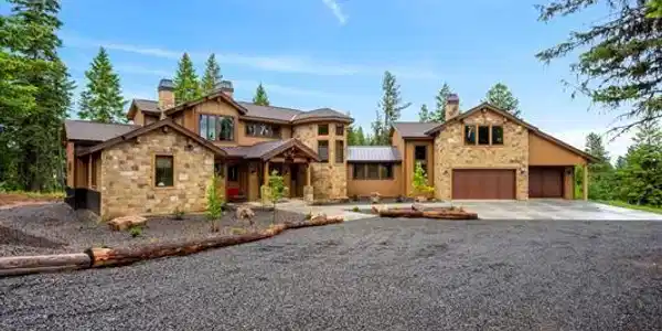 Image 2: Front of Home