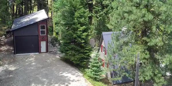 32 Duffys Lane