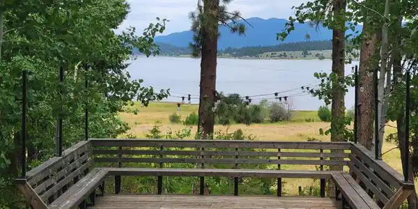 Image 3: LAKE VIEW!  (not zoomed in)