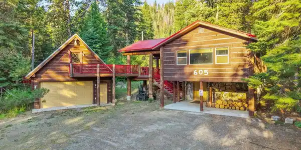 605 W Mountain Road