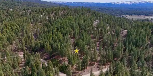 Image 4: Nearby Public Lands to East
