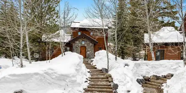 23 Rock Creek Court